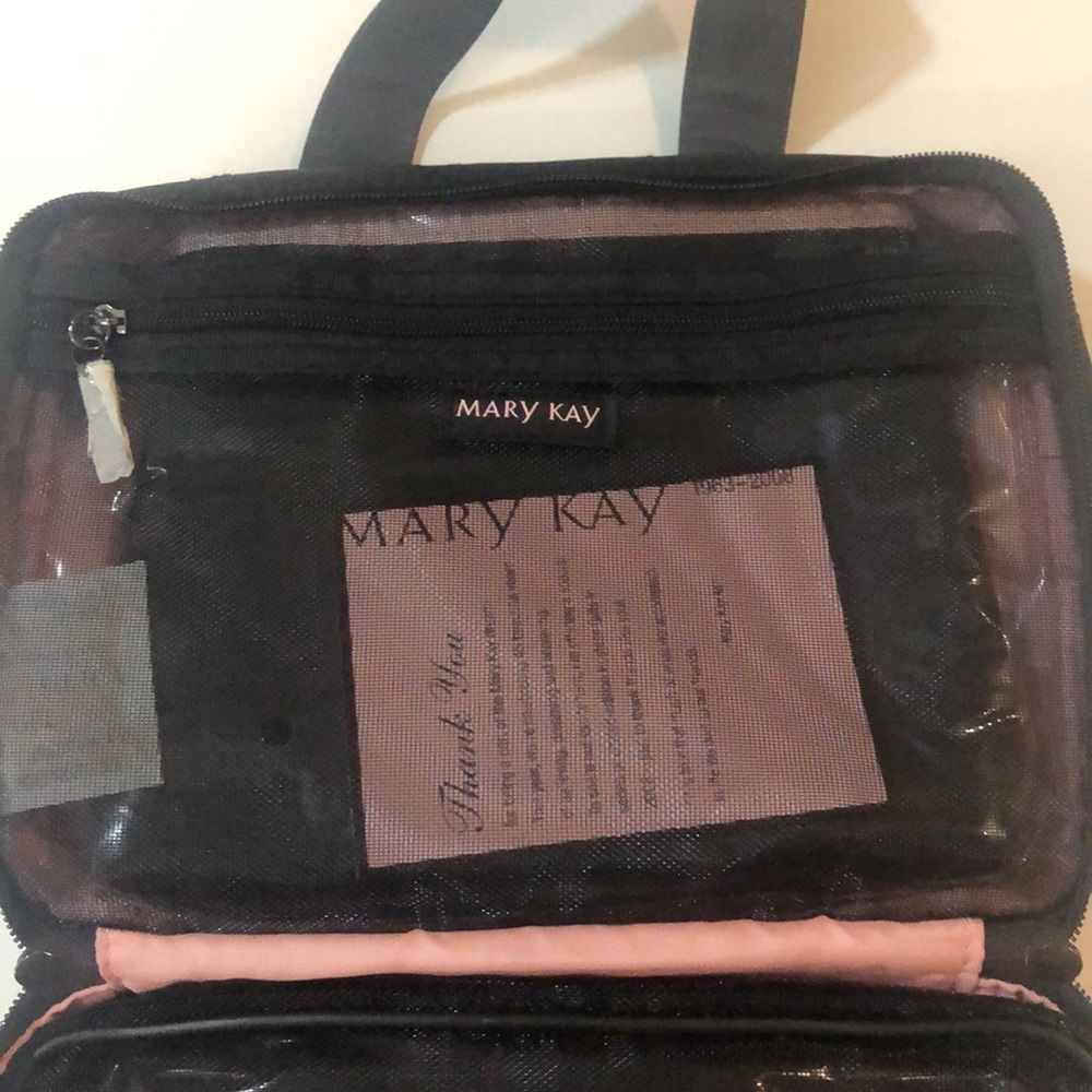 NEW Mary Kay travel tote - Picture 5 of 7